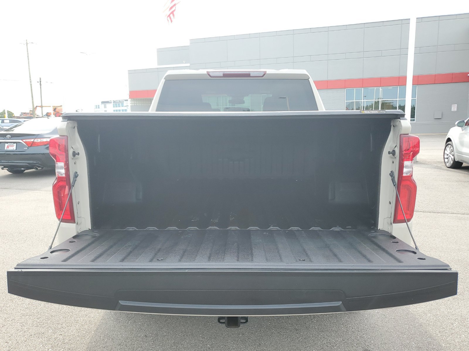 Used 2026 Chevrolet Silverado 1500 RST w/ RST Select Package AWD/4WD image 9
