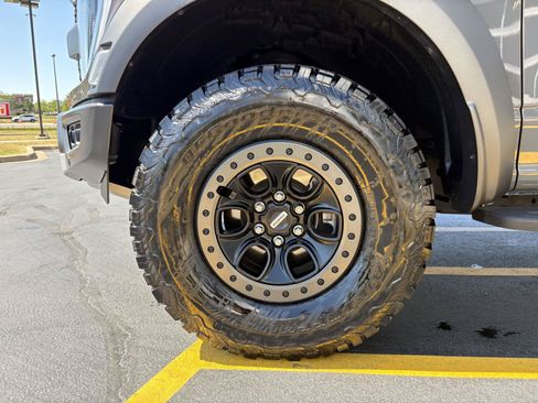 Used 2021 Ford F150 Raptor w/ Equipment Group 801A High AWD/4WD image 28