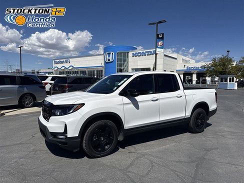 Certified 2025 Honda Ridgeline Black Edition image 1