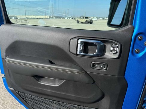 New 2026 Jeep Gladiator Sport image 28