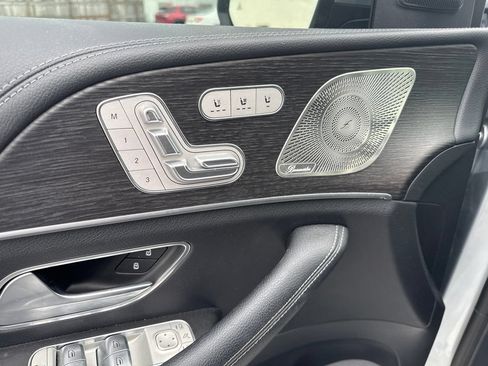 Used 2024 Mercedes-Benz GLE 450 4MATIC image 16