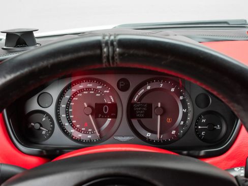 Used 2014 Aston Martin Vanquish Coupe RWD image 14