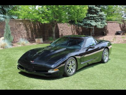 Used 1999 Chevrolet Corvette Coupe w/ Roof Pkg