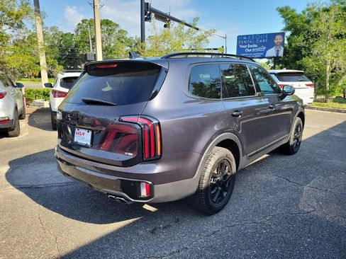 Used 2025 Kia Telluride AWD image 2