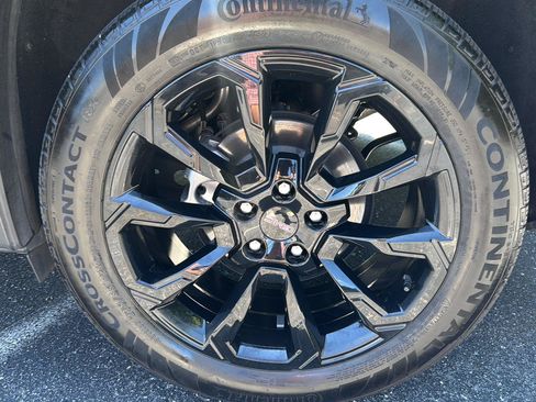Used 2025 GMC Terrain Elevation w/ Black Edition AWD/4WD image 11