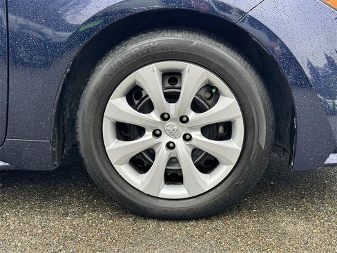 Certified 2024 Toyota Corolla LE image 9