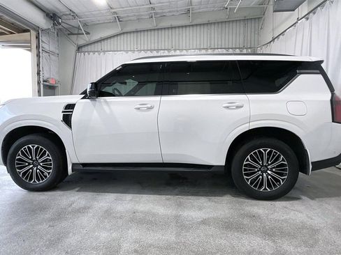 Used 2025 Nissan Armada SL w/ Captain's Chari Seat Package image 26