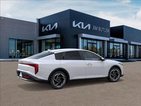 New 2025 Kia K4 EX image 6