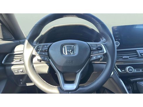 Used 2019 Honda Accord Sport image 14