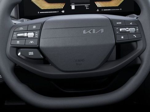 New 2026 Kia K4 LXS FWD image 23
