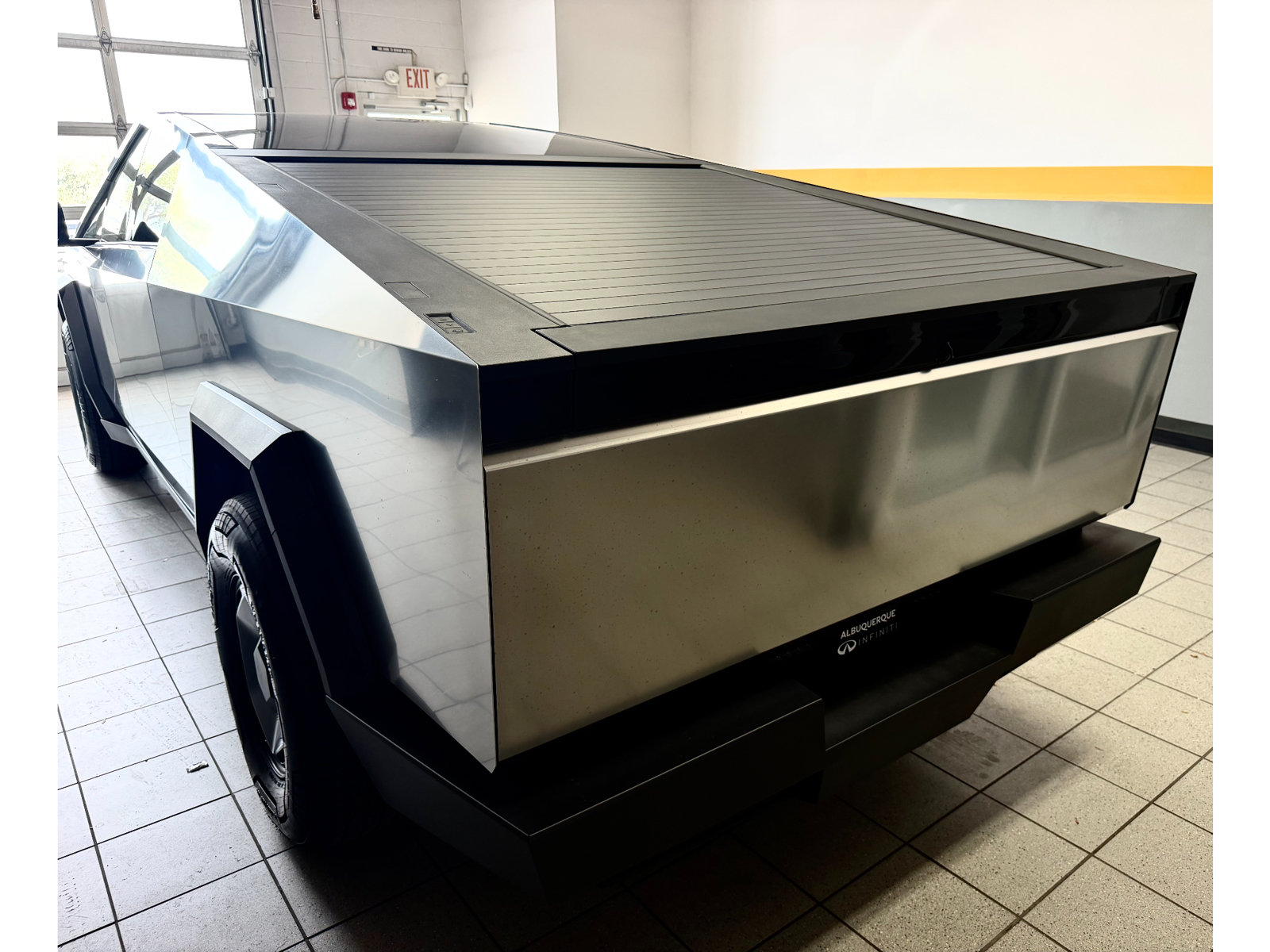 Used 2026 Tesla Cybertruck AWD Crew Cab image 9