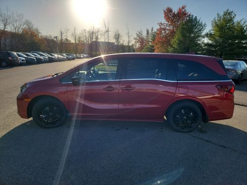 Used 2026 Honda Odyssey Sport-L image 16