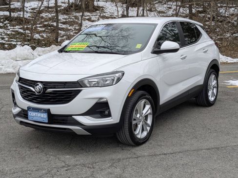 Certified 2022 Buick Encore GX Preferred w/ Cold Weather Comfort Package image 3