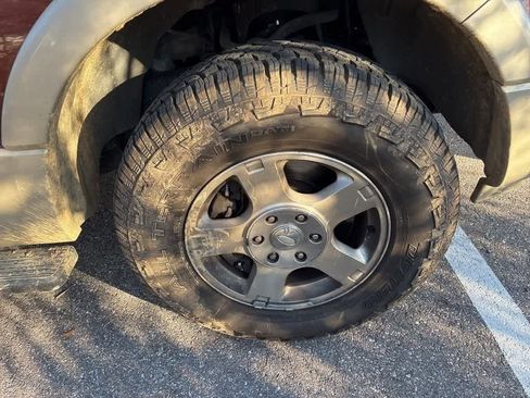 Used 2008 Ford Expedition Eddie Bauer image 8