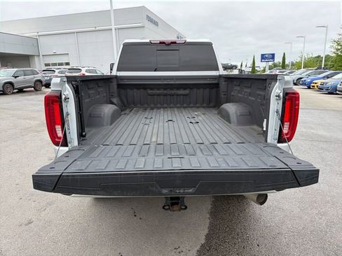 Used 2022 GMC Sierra 2500 Denali w/ Denali Ultimate Package AWD/4WD image 24