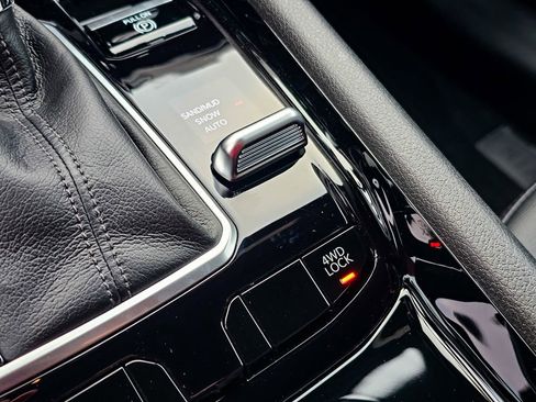 New 2026 Jeep Compass Latitude image 24