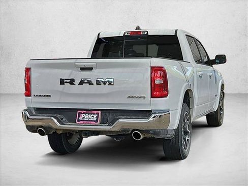 Used 2025 RAM 1500 Laramie AWD/4WD image 4