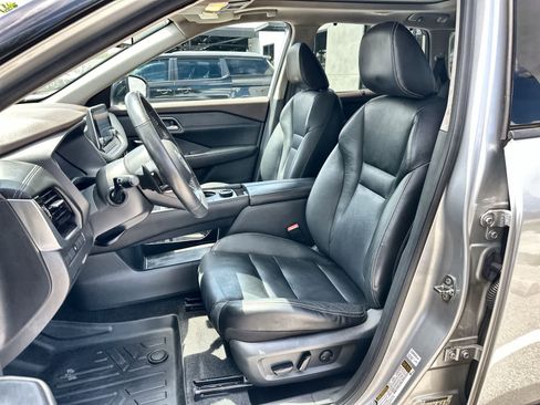 Used 2021 Nissan Rogue SL AWD/4WD image 3