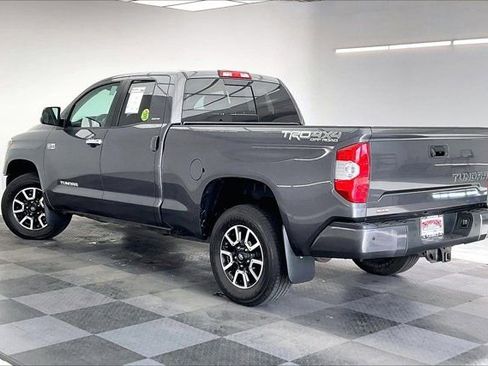 Used 2018 Toyota Tundra Limited w/ Limited Premium Package AWD/4WD image 10