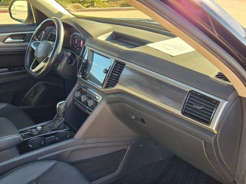 Used 2021 Volkswagen Atlas SEL image 29