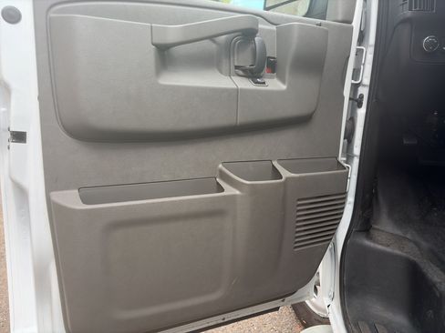 Used 2025 GMC Savana 2500 w/ Driver Convenience Package RWD image 16
