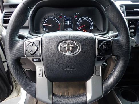 Used 2023 Toyota 4Runner SR5 AWD/4WD image 7