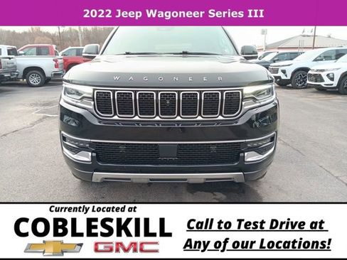 Used 2022 Jeep Wagoneer Series III w/ Premium Group I image 10