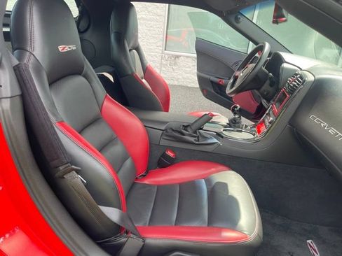 Used 2008 Chevrolet Corvette Z06 w/ Preferred Equipment Group RWD image 13