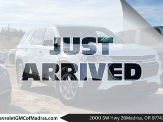 Used 2021 Chevrolet Traverse LS AWD/4WD video 1