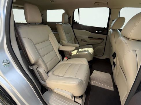 Used 2018 GMC Acadia Denali image 30