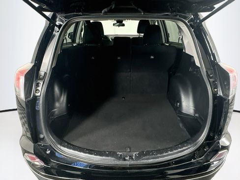 Used 2018 Toyota RAV4 LE w/ All Weather Liner Package AWD/4WD image 26