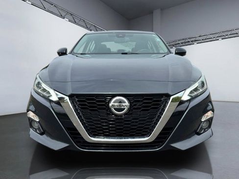 Used 2020 Nissan Altima 2.5 SL FWD image 9