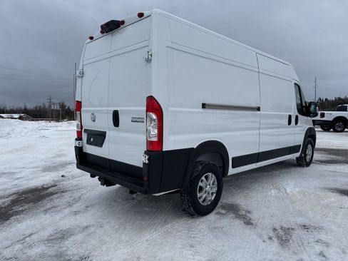 New 2026 RAM ProMaster 2500 w/ Quick Order Package 22G SLT image 10