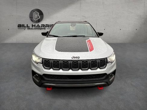 New 2026 Jeep Compass Trailhawk w/ Sun, Sound & Navigation Group image 2