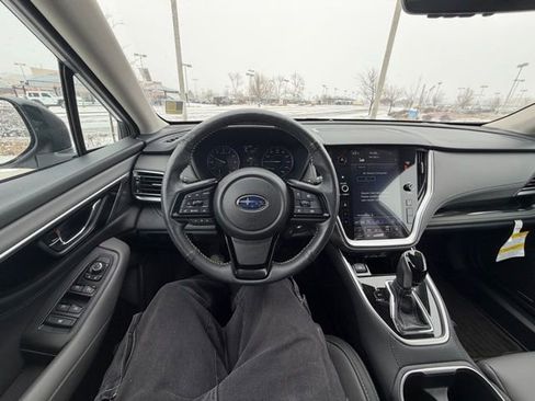 Used 2025 Subaru Outback Onyx Edition image 13