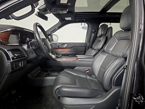 Certified 2024 Lincoln Navigator Reserve AWD/4WD image 15