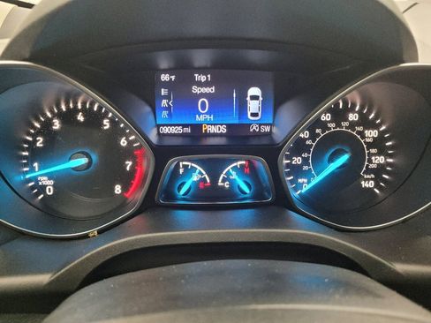 Used 2018 Ford Escape Titanium w/ Ford Safe & Smart Package AWD/4WD image 23