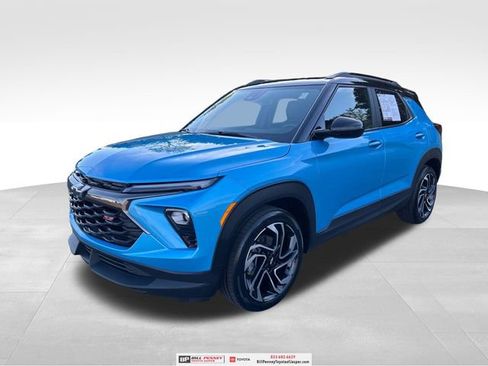 Used 2025 Chevrolet TrailBlazer RS w/ Convenience Package FWD image 1