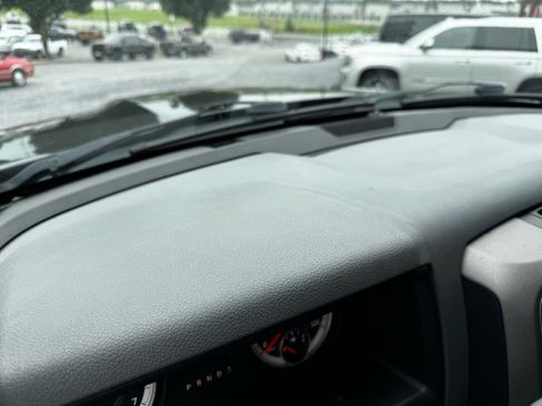 Used 2014 RAM 1500 Express AWD/4WD image 24