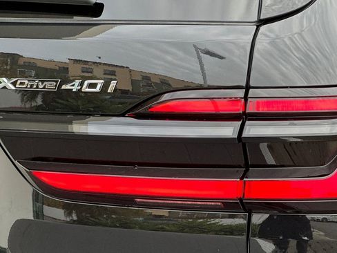 New 2026 BMW X7 xDrive40i w/ Executive Package image 35