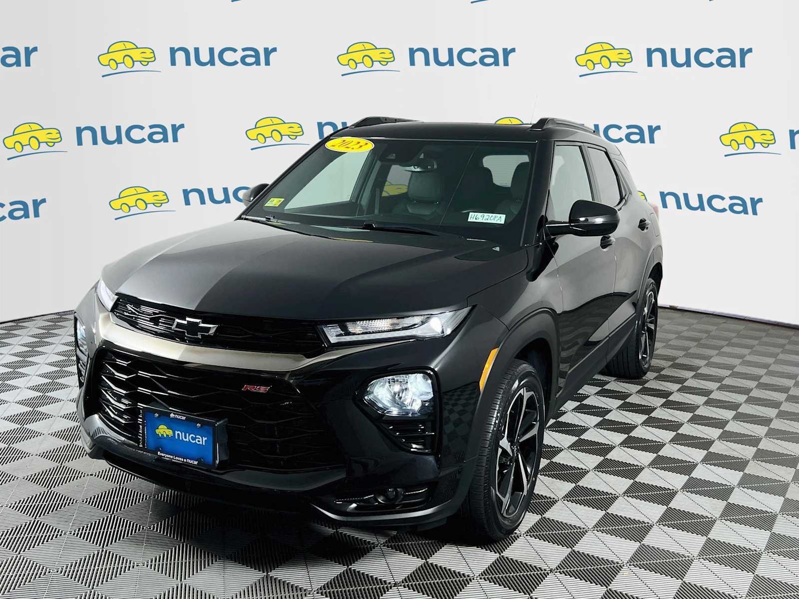 Used 2023 Chevrolet TrailBlazer RS w/ Sun and Liftgate Package AWD/4WD image 3