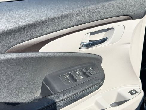 Used 2019 Honda Pilot EX image 14
