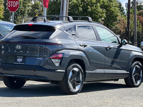 New 2025 Hyundai Kona SEL FWD image 5