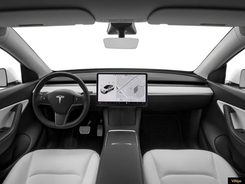 Used 2023 Tesla Model Y Performance image 4