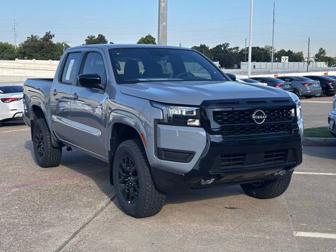New 2026 Nissan Frontier SV AWD/4WD image 4