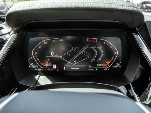 Used 2019 BMW Z4 sDrive30i w/ Convenience Package RWD image 12