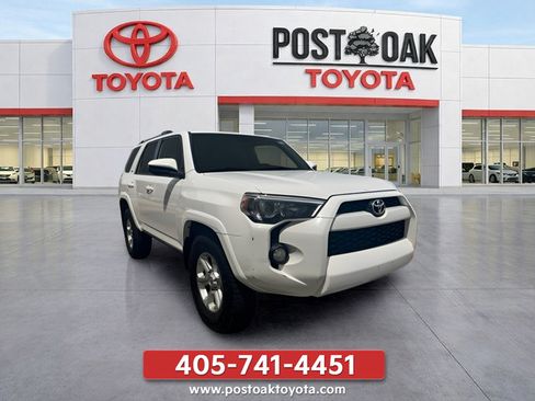 Used 2019 Toyota 4Runner SR5 RWD image 11