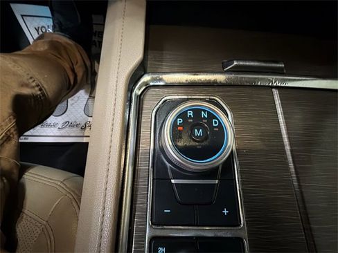 Used 2024 Ford Expedition Max Limited image 20