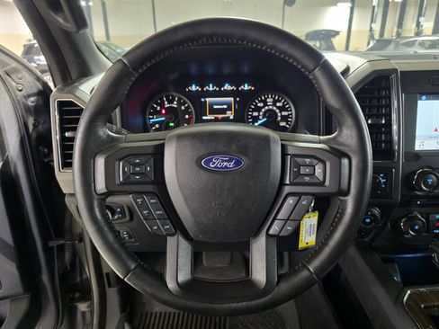 Used 2018 Ford F150 XLT image 19