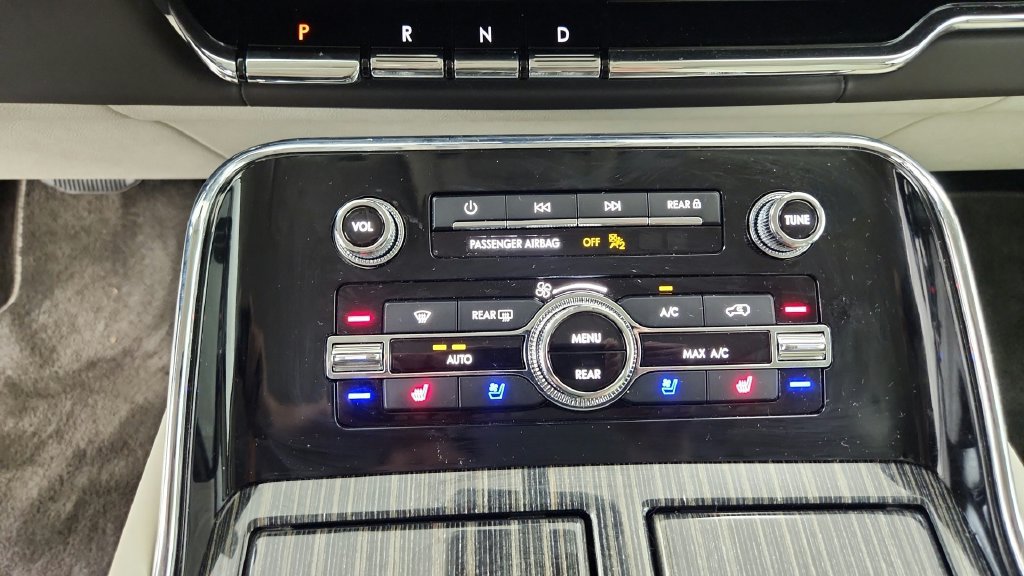 Used 2024 Lincoln Navigator Black Label AWD/4WD image 34